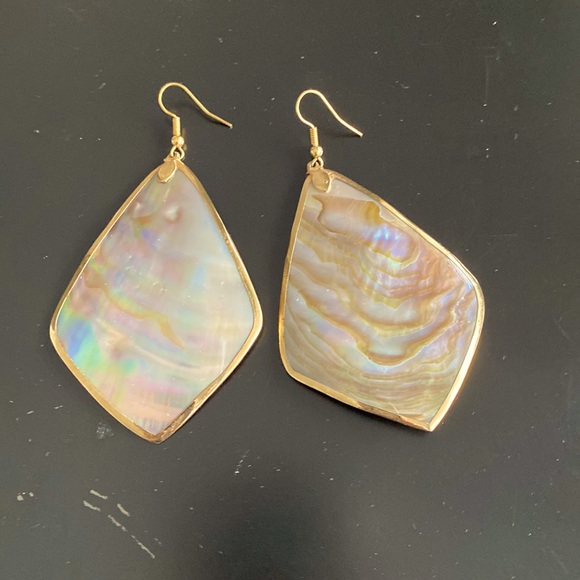 Earrings. Mother of pearl-ish. - Picture 2 of 3